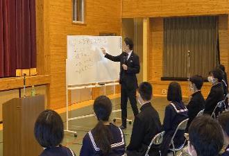 教育講演会の様子1