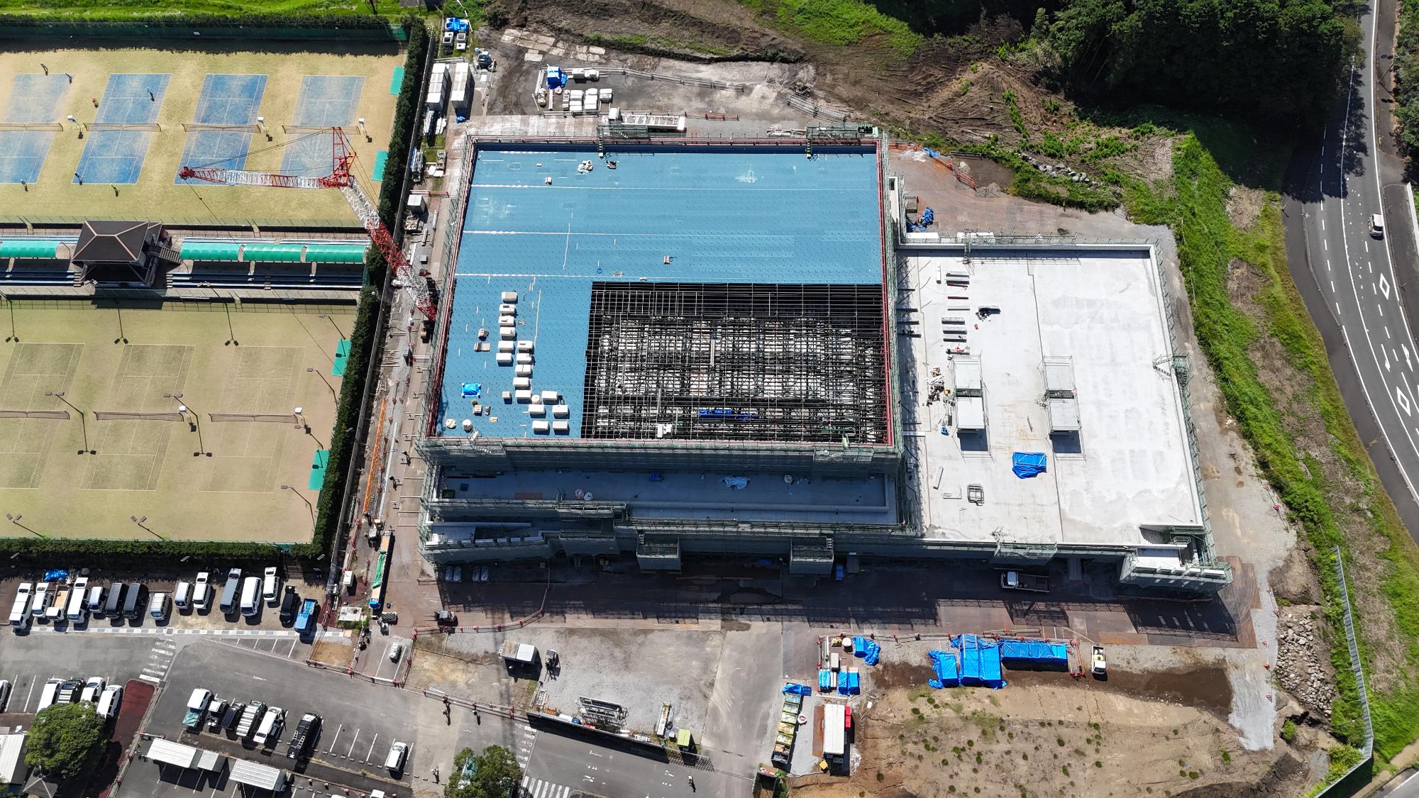 屋根工事：近写